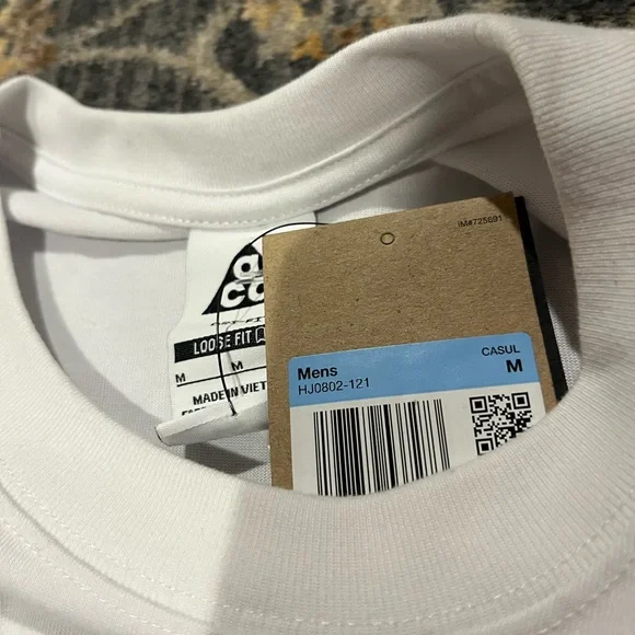 Nike ACG Leaf Shirt - Picture 3 of 4